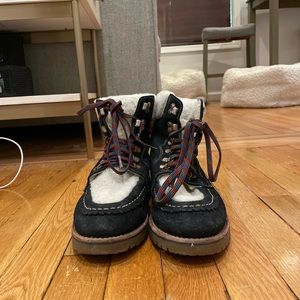 Penelope Chilvers winter navy winter boots with sheepskin